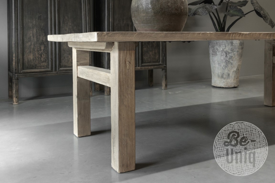 Be-Uniq Eettafel Old Elm | L240 cm | Incl. Poot