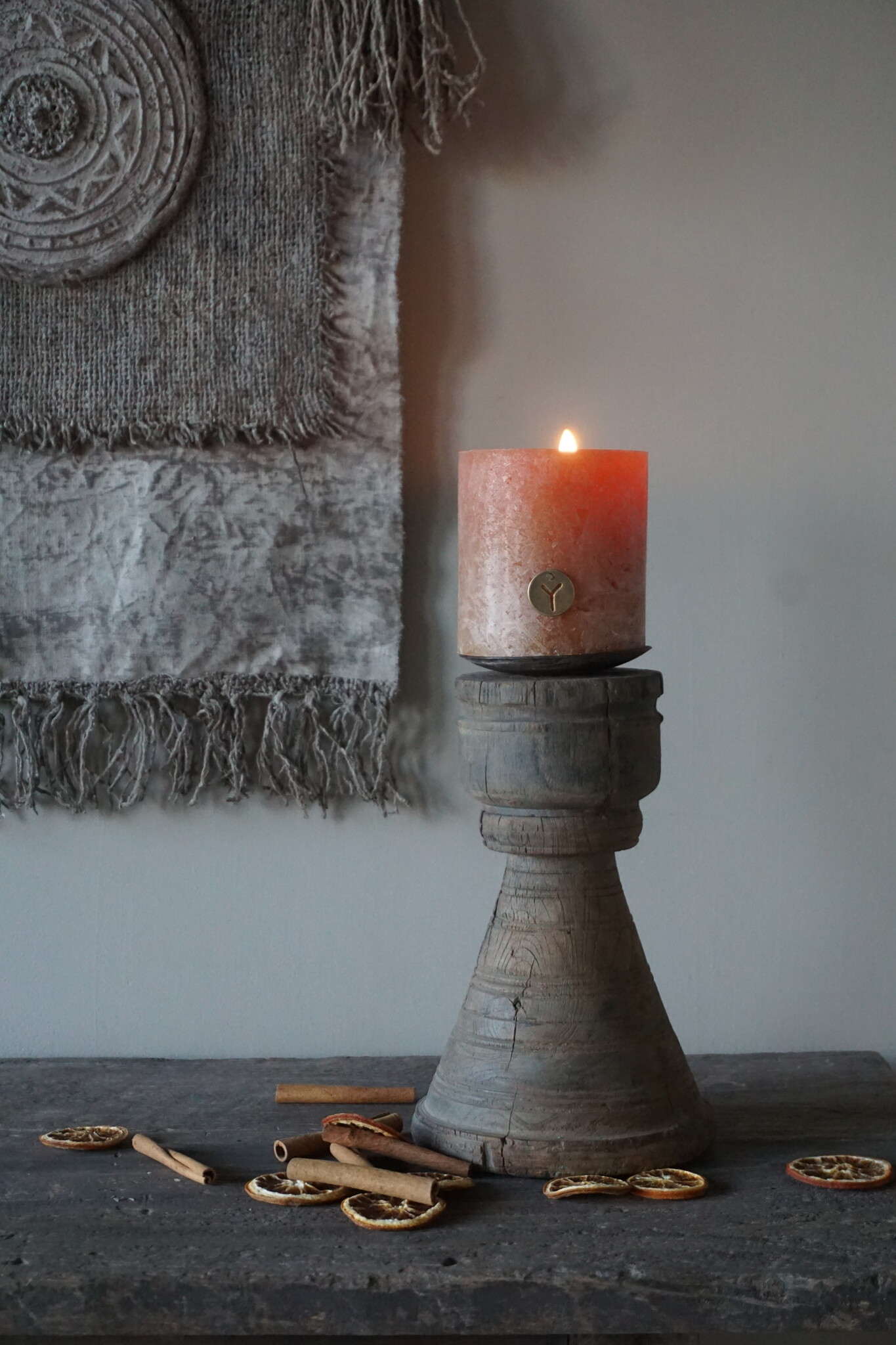 Rene Houtman Unieke Kandelaar | Oud Hout | H27 x D16 cm