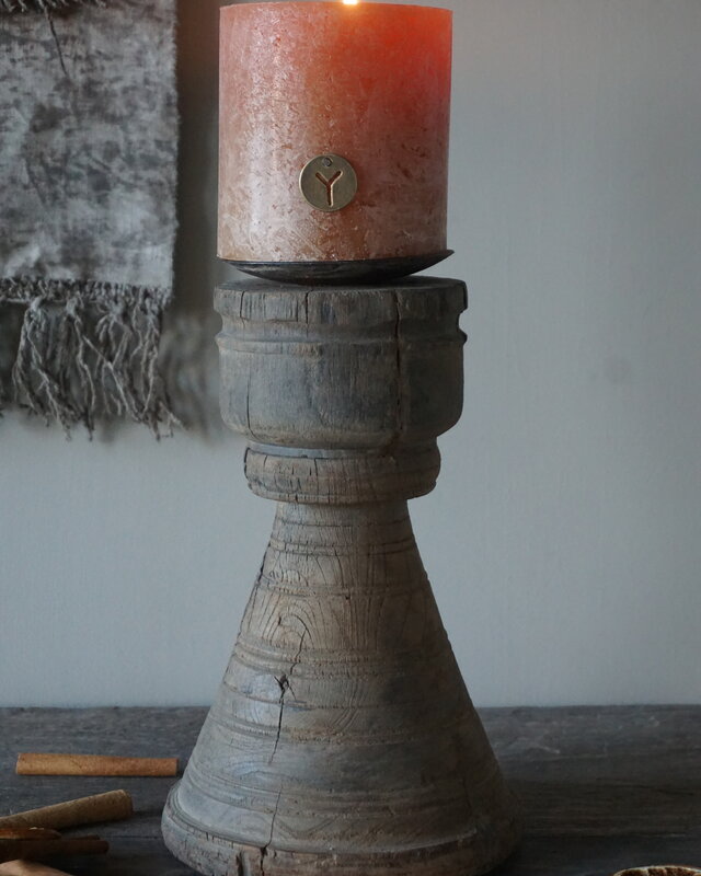 Rene Houtman Unieke Kandelaar | Oud Hout | H27 x D16 cm