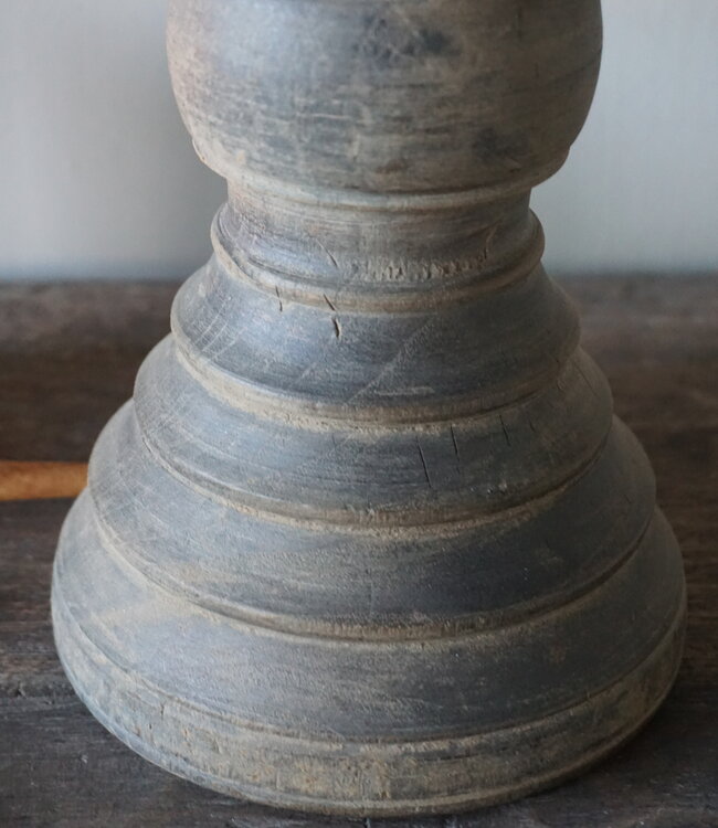 Rene Houtman Unieke Kandelaar | Oud Hout | H27 x D14,5 cm