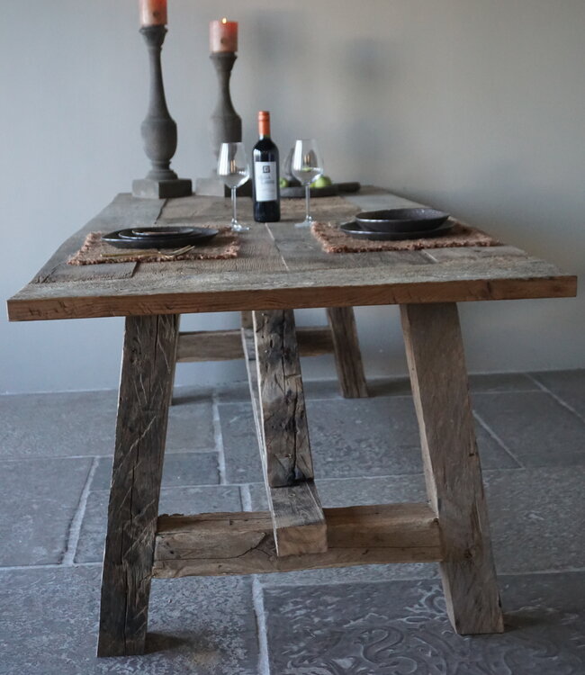 Rene Houtman Kloostertafel Massief Eikenhout | H78xB100xL250 cm