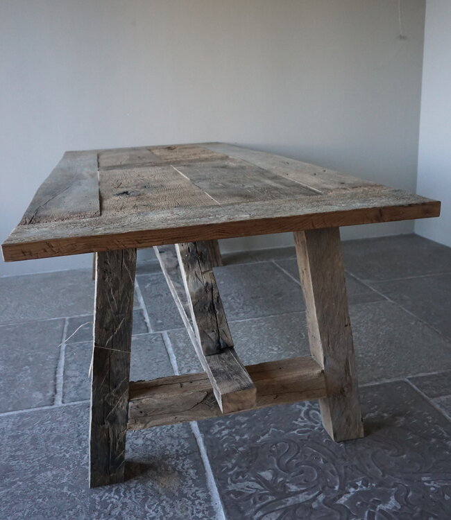 Rene Houtman Kloostertafel Massief Eikenhout | H78xB100xL250 cm