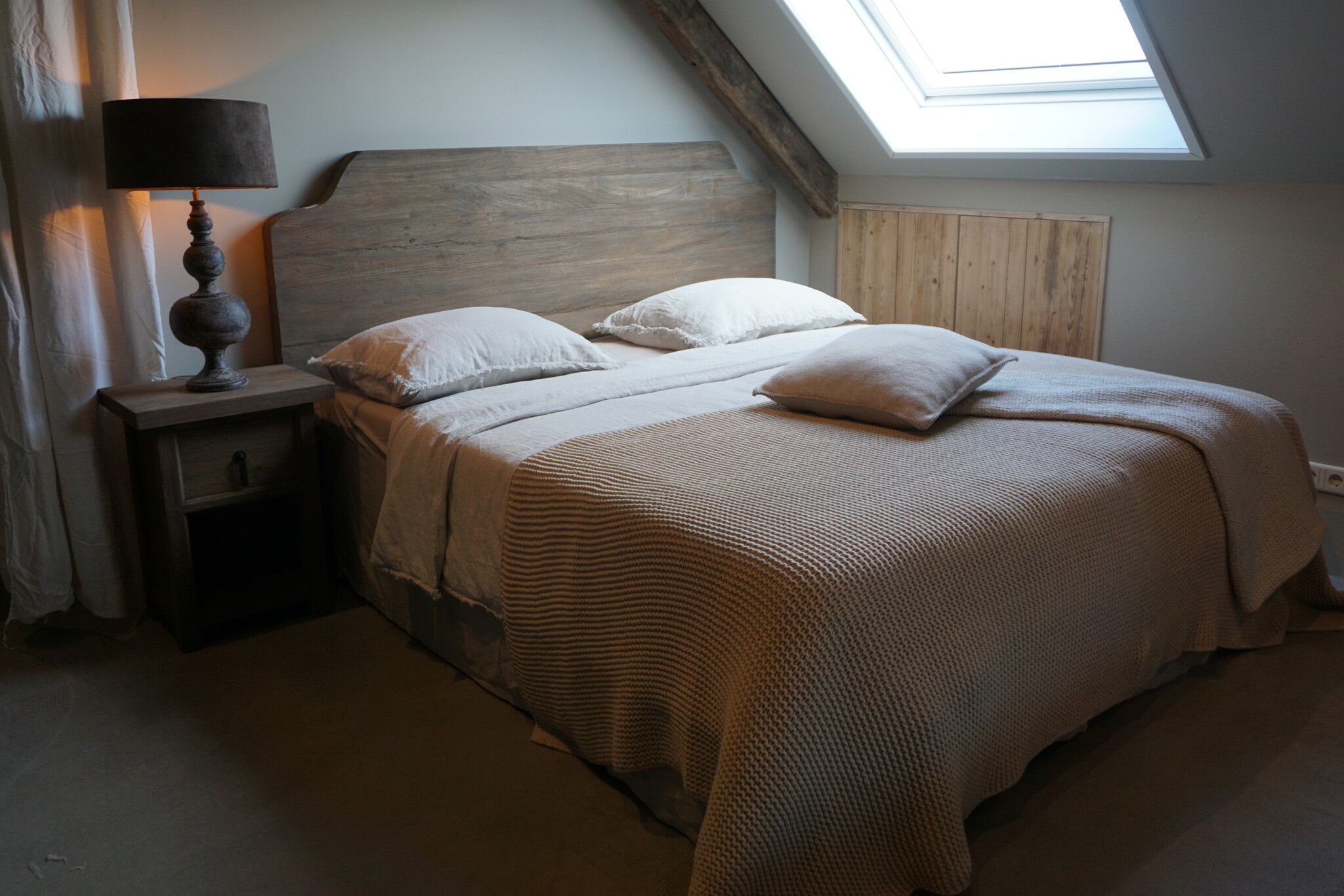 Rene Houtman Houten Hoofdbord Teakie + Boxspring + Bedrok