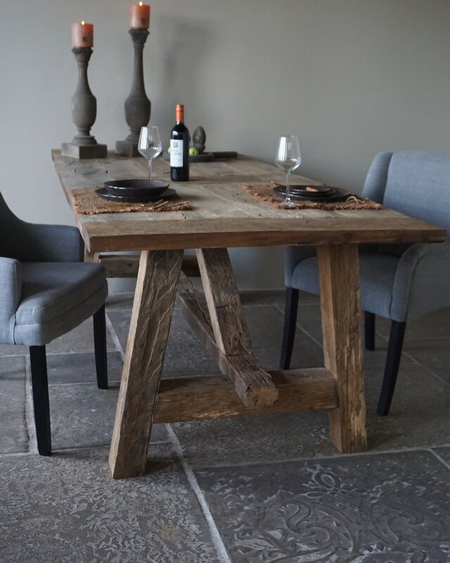 Rene Houtman Kloostertafel Massief Eikenhout | H79xB100xL220 cm