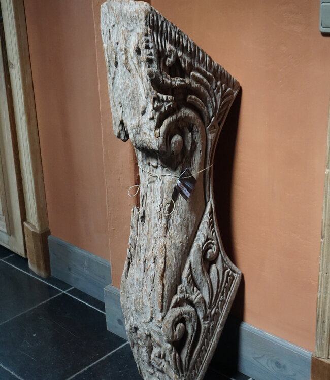 Rene Houtman Ornament Wandconsole | H110 x B18 x D30 cm