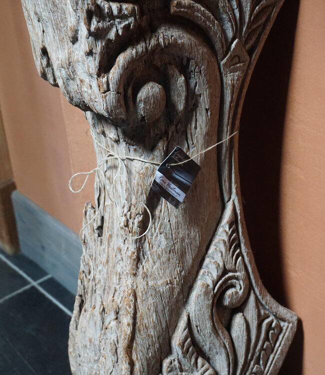 Rene Houtman Ornament Wandconsole | H110 x B18 x D30 cm