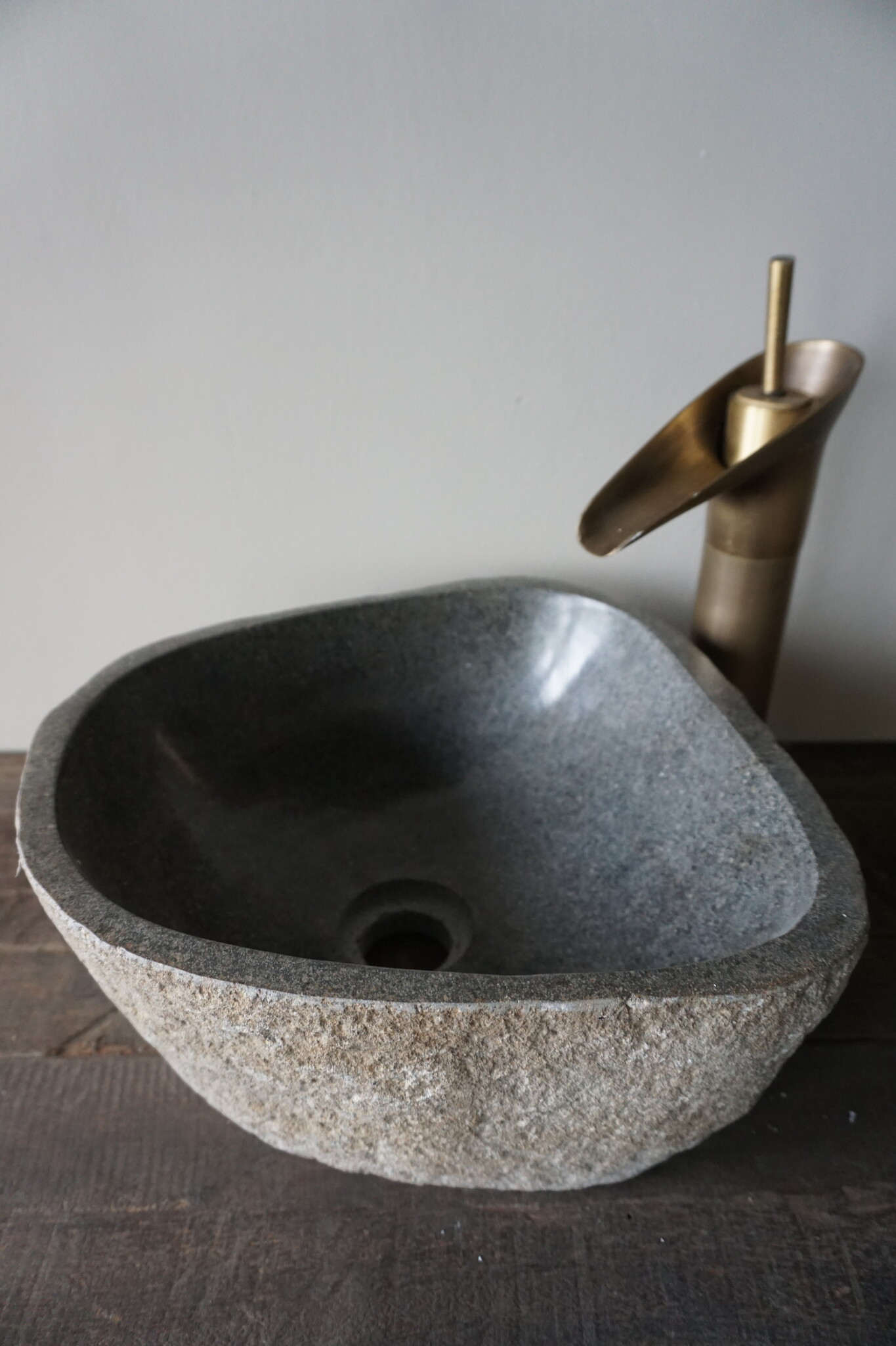 Rene Houtman Medium Stenen Waskom + Spoelgat B30xD30xH14 cm