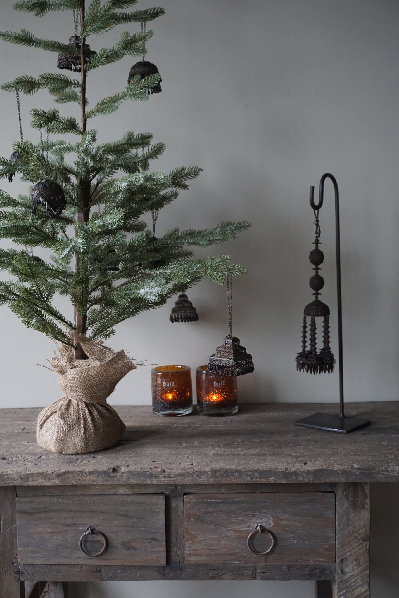 Rene Houtman Authentieke Standaard Met Ornament | H52xB12xD10 cm