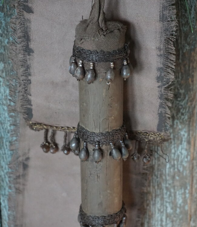 Rene Houtman Decolint Met Houten Klos | H74 x B13 cm