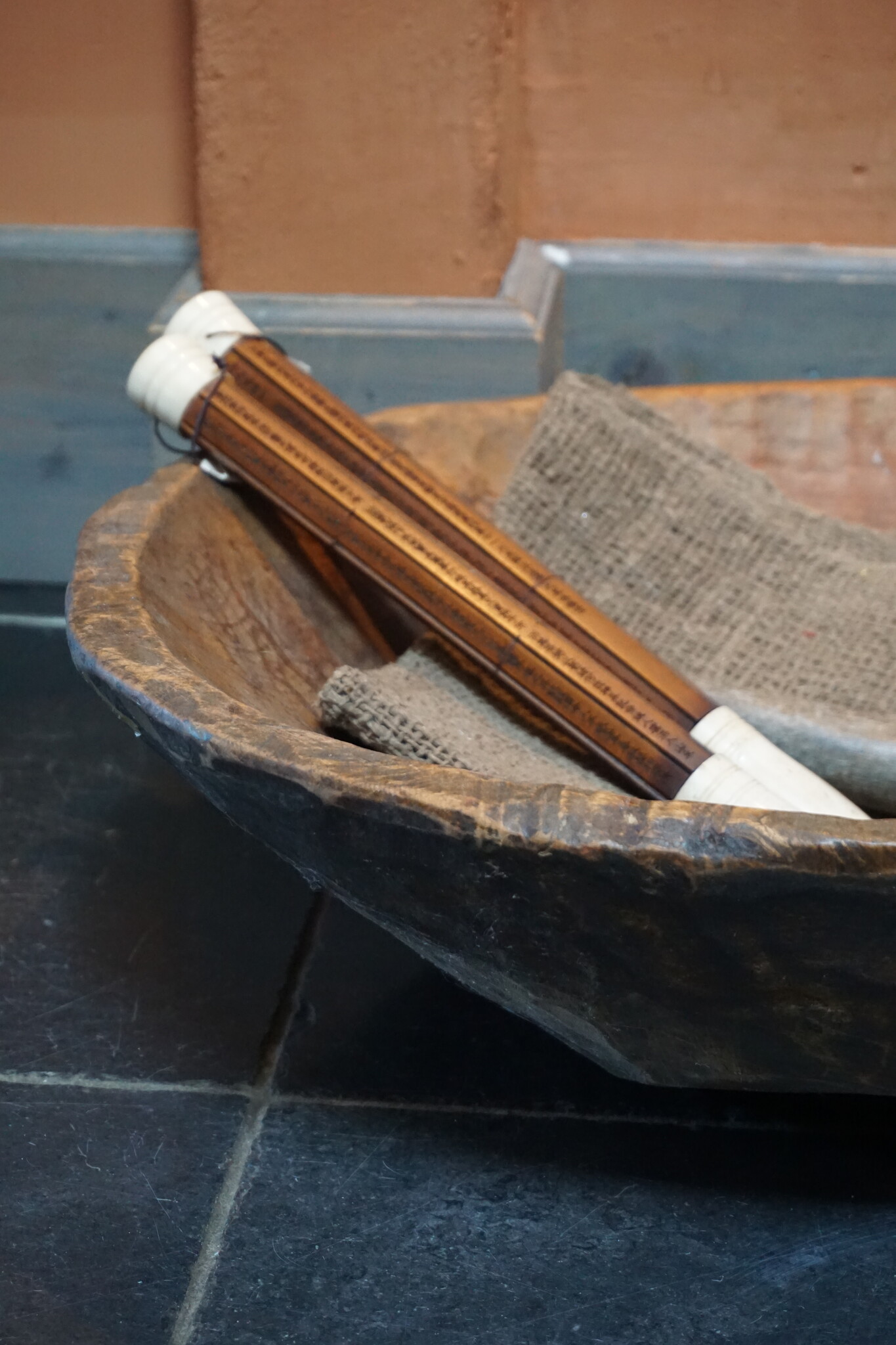 Rene Houtman Grote Houten Bak | H17 x B67 x D46 cm