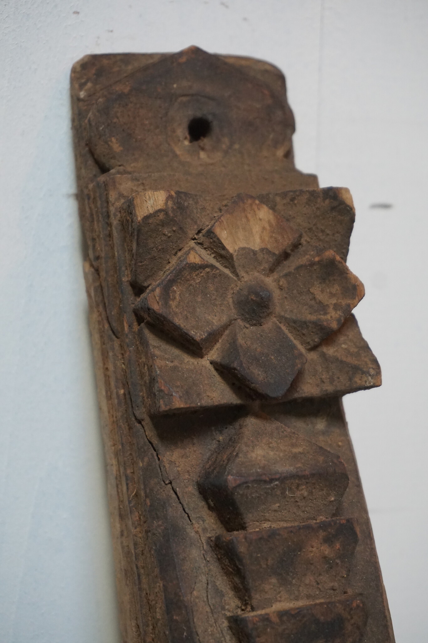 Rene Houtman Houten Wand Ornament | H34 x B7 cm