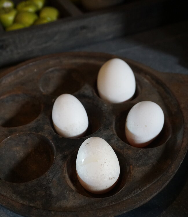 Rene Houtman IJzeren Eierschaal | H4 x D29 cm