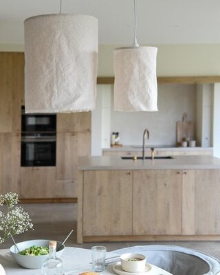 LEEFF Lamp Liv | S | Linnen | H34 x Ø20 cm