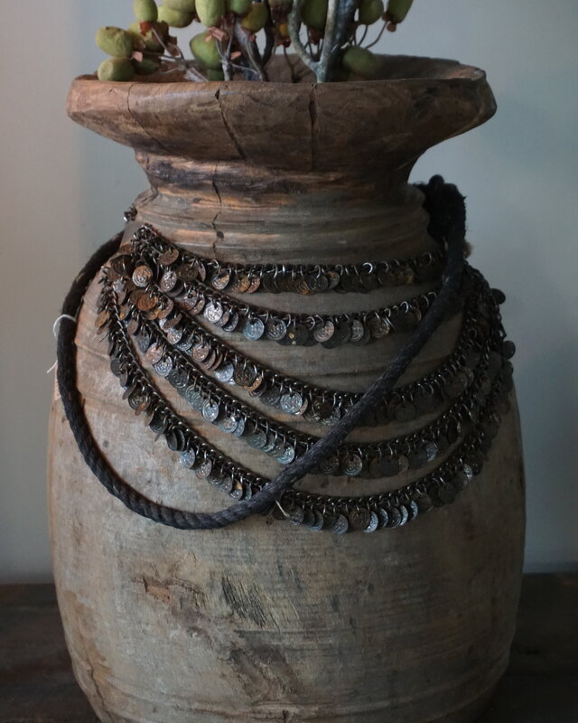 Rene Houtman Nepalese Houten Pot | Incl. Ketting | H40,5xD26 cm
