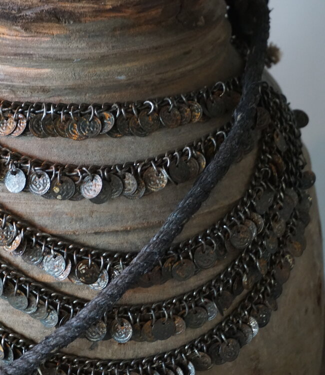 Rene Houtman Nepalese Houten Pot | Incl. Ketting | H40,5xD26 cm