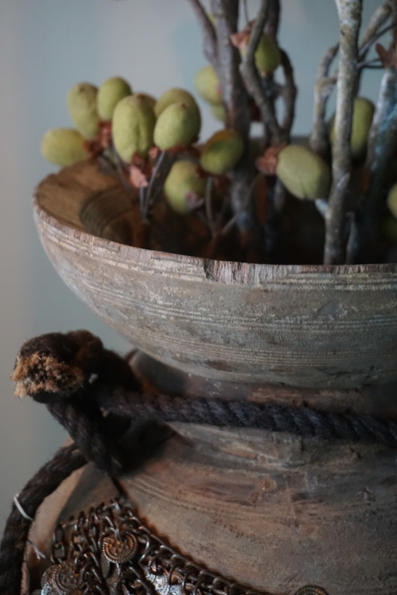 Rene Houtman Nepalese Houten Pot | Incl. Ketting | H40xD24 cm