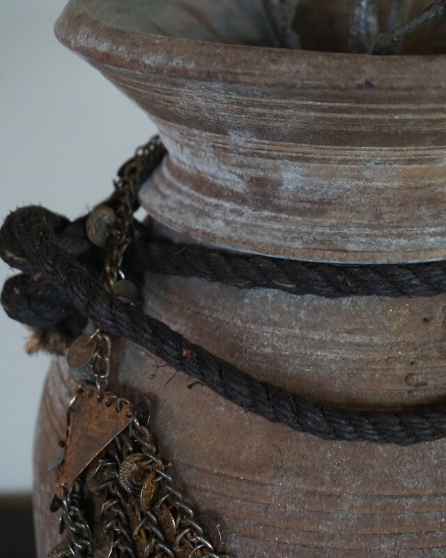Rene Houtman Nepalese Houten Pot | Incl. Ketting | H37xD21 cm