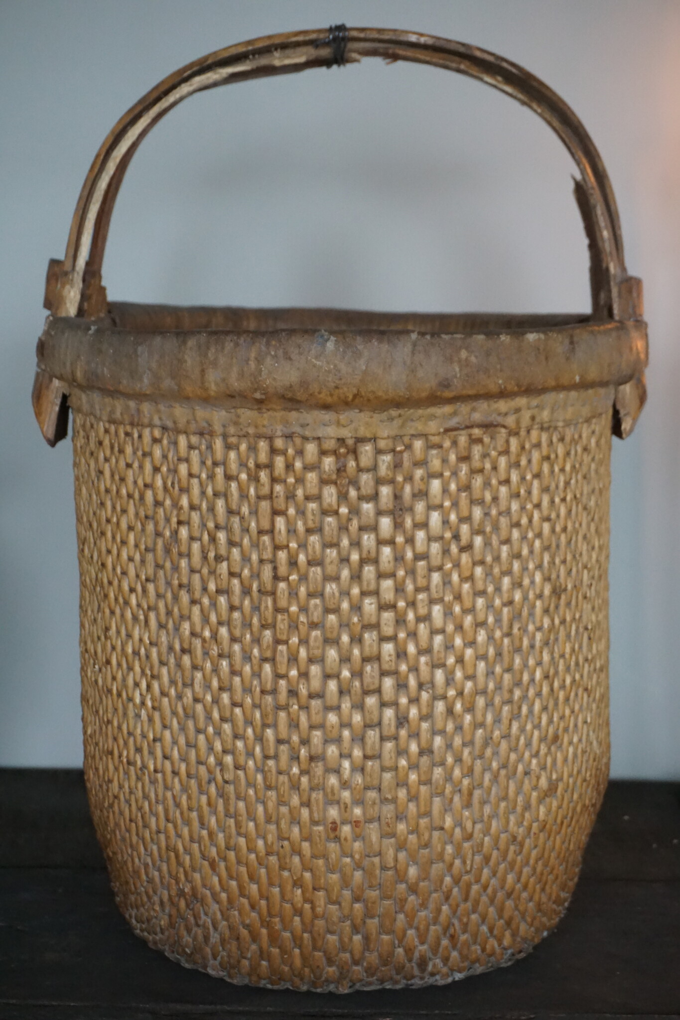 Rene Houtman Antieke Oosterse Plukmand Met Hengsel | H60xD40 cm
