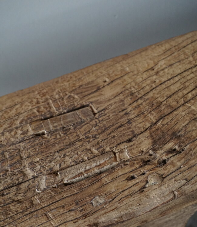 Rene Houtman Oud Houten Bankje | China | Krulpoten | H50xB140 cm