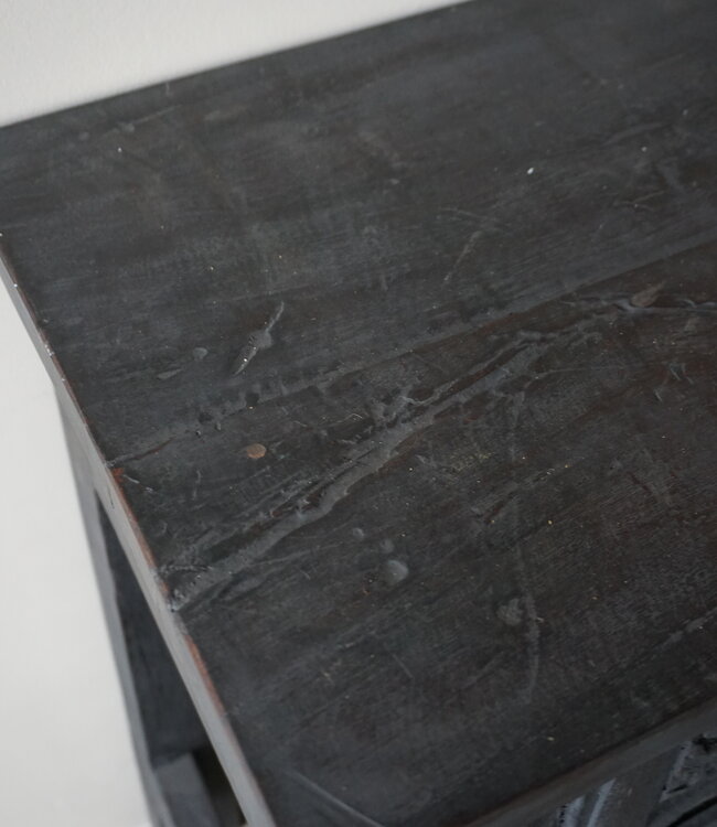 Rene Houtman Oude Wandtafel | Houtsnijwerk | Zwart | B152 cm