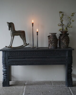Rene Houtman Oude Wandtafel | Houtsnijwerk | Zwart | B152 cm