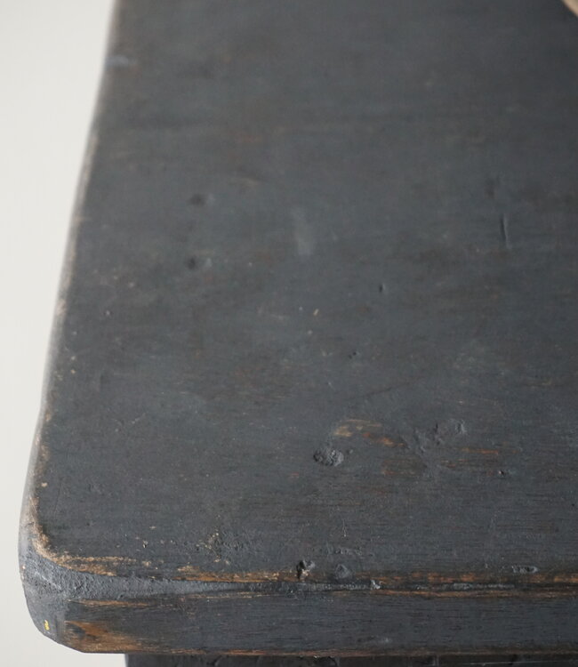 Rene Houtman Oude Wandtafel | Zwart | Houtsnijwerk | B152 cm