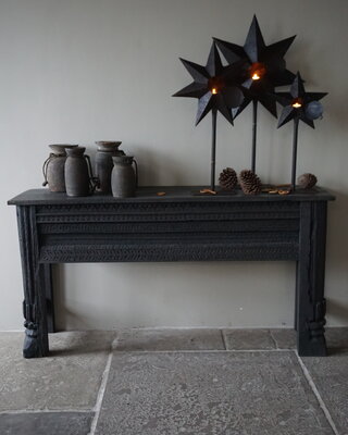 Rene Houtman Oude Wandtafel | Houtsnijwerk | B152 cm | Zwart