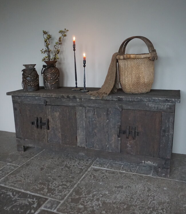 Aura Peeperkorn Old Farm TV-Meubel | H80 x B200 x D61,5 cm