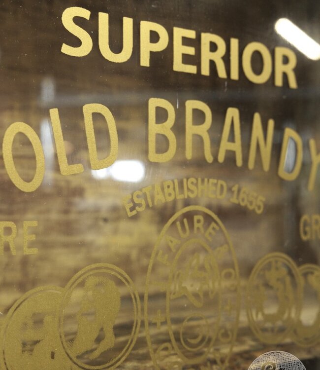 Be-Uniq Origineel Oud Vitrinekastje | India | H87xB53xD20 cm