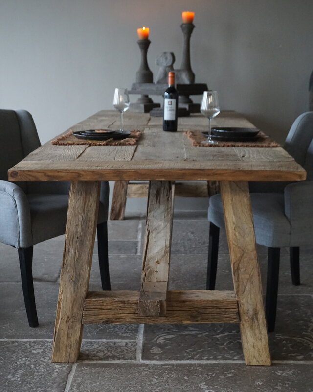 Rene Houtman Oud Eikenhouten Tafel | B300xD100xH79 cm