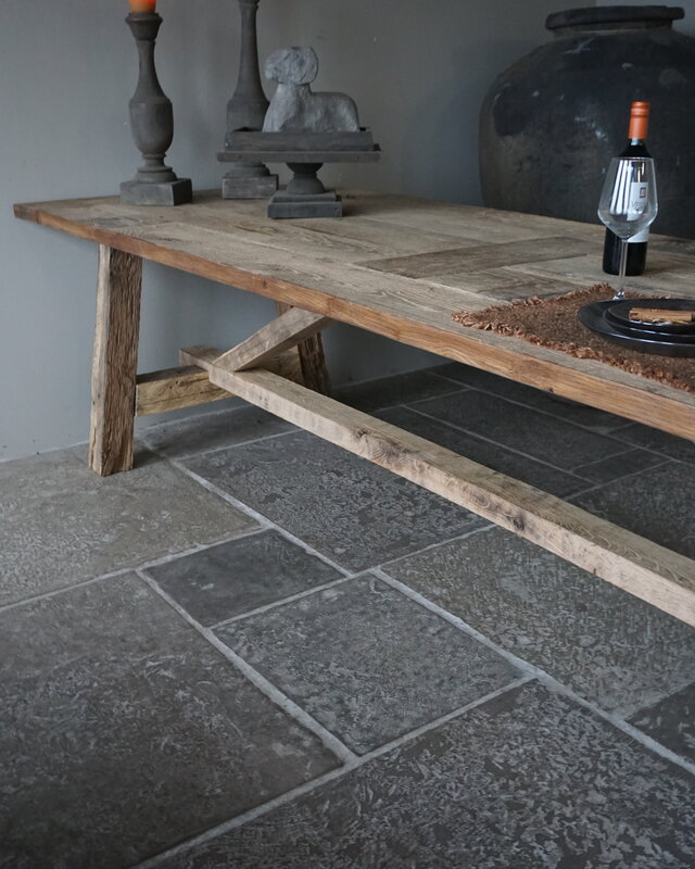 Rene Houtman Oud Eikenhouten Tafel | B300xD100xH79 cm