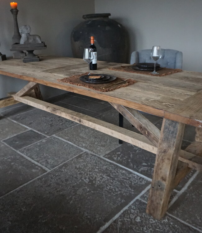 Rene Houtman Oud Eikenhouten Tafel | B300xD100xH79  cm