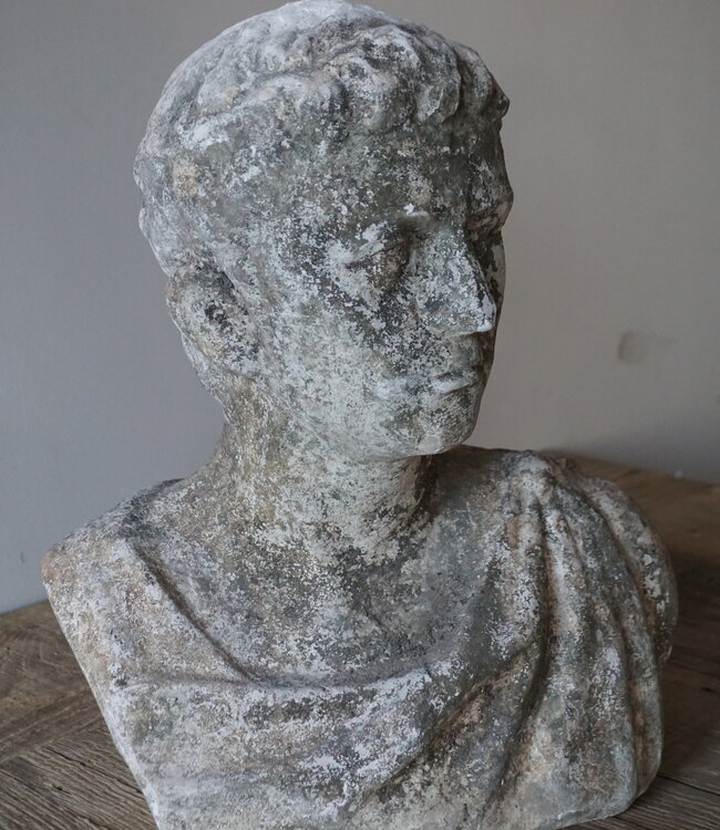 Be-Uniq Authentieke Buste | H43 x B37 x D16 cm
