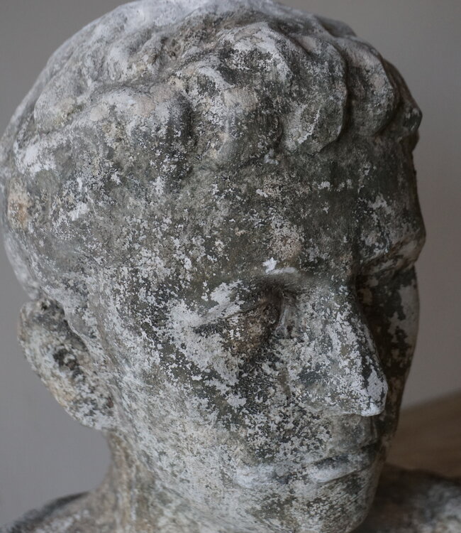 Be-Uniq Authentieke Buste | H43 x B37 x D16 cm