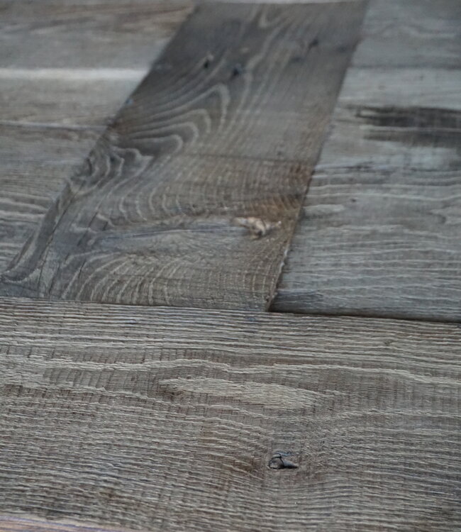 Rene Houtman Oud Eikenhouten Tafel | L300 x D100 x H78 cm