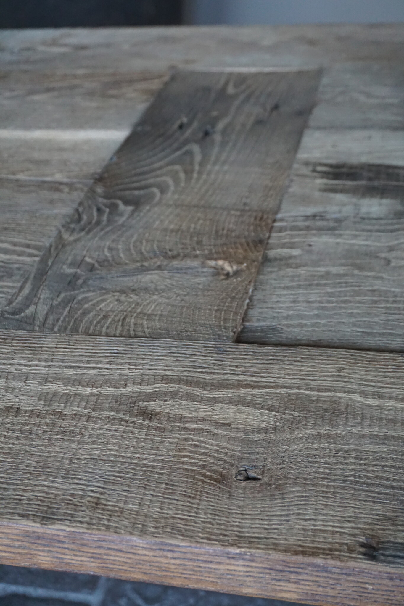 Rene Houtman Oud Eikenhouten Tafel | L300 x D100 x H78 cm