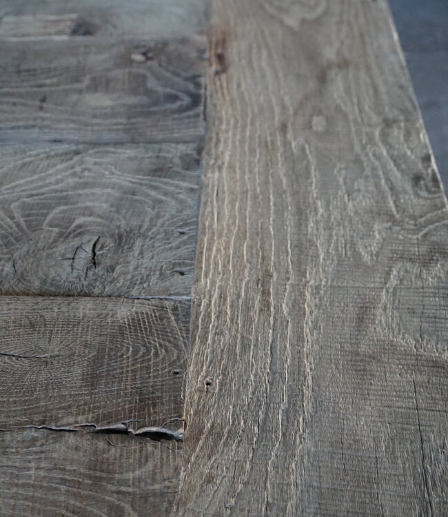 Rene Houtman Oud Eikenhouten Tafel | L300 x D100 x H78 cm