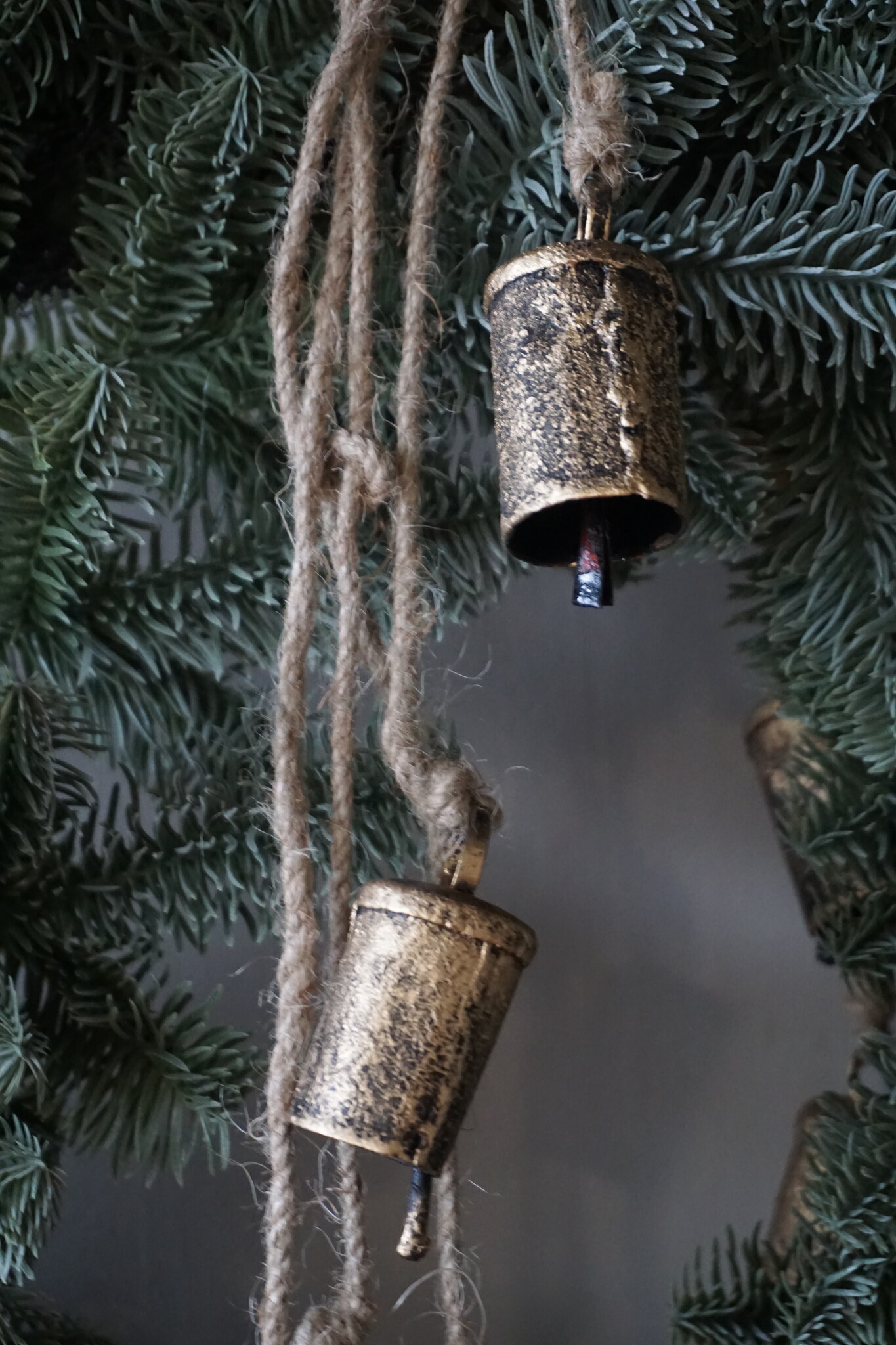 Brynxz Tros Met 8 Bellen | Antiek Goud | L80 cm