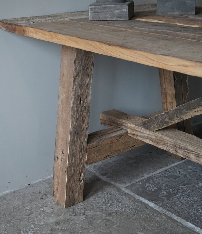 Rene Houtman Oud Eikenhouten Tafel | L270 x D100 x H78 cm
