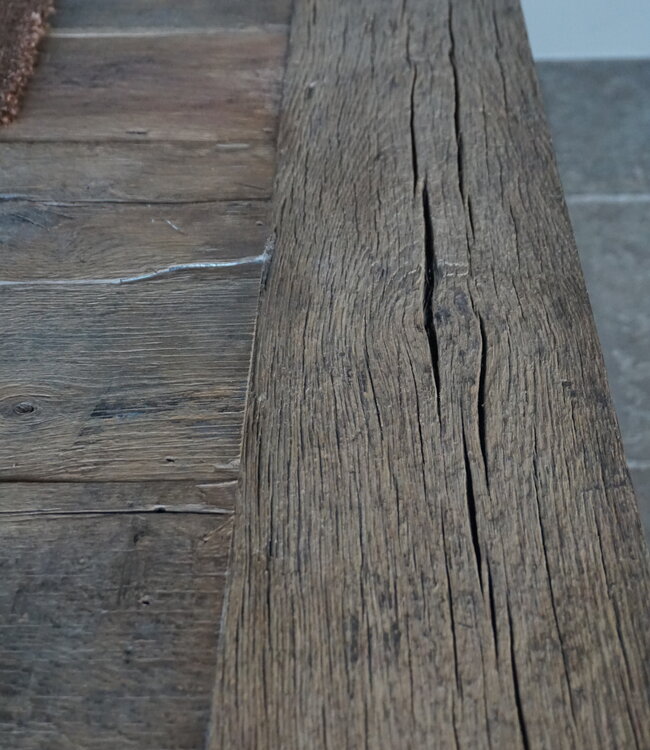Rene Houtman Oud Eikenhouten Tafel | L270 x D100 x H78 cm