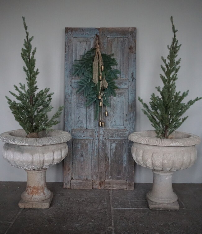 Be-Uniq Stenen Pot Met Voetstuk | D61,5xH62 cm