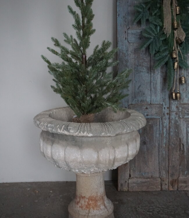 Be-Uniq Stenen Pot Met Voetstuk | D61,5xH62 cm