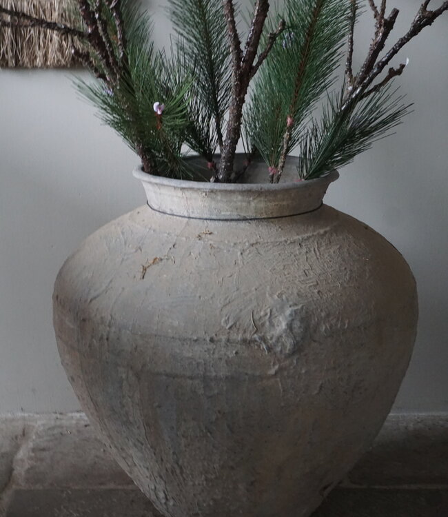 Be-Uniq Verweerde Indonesische Waterpot | D60 x H60 | Nr 2