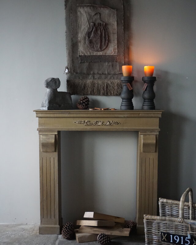 Rene Houtman Sfeervolle Houten Schouw | Goudkleurig| H99 x B100 x D22 cm