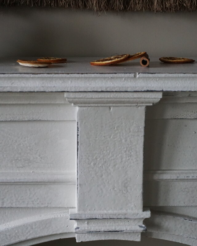 Rene Houtman Sfeervolle Houten Schouw | Wit | H104 x B130 x D21 cm