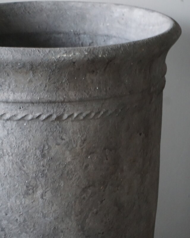 Rene Houtman Prachtige Grote Betonnen Pot | H140 x D90 cm