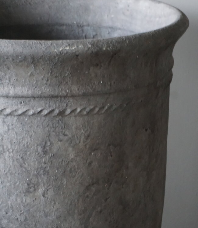 Rene Houtman Prachtige Grote Betonnen Pot | H140 x D90 cm