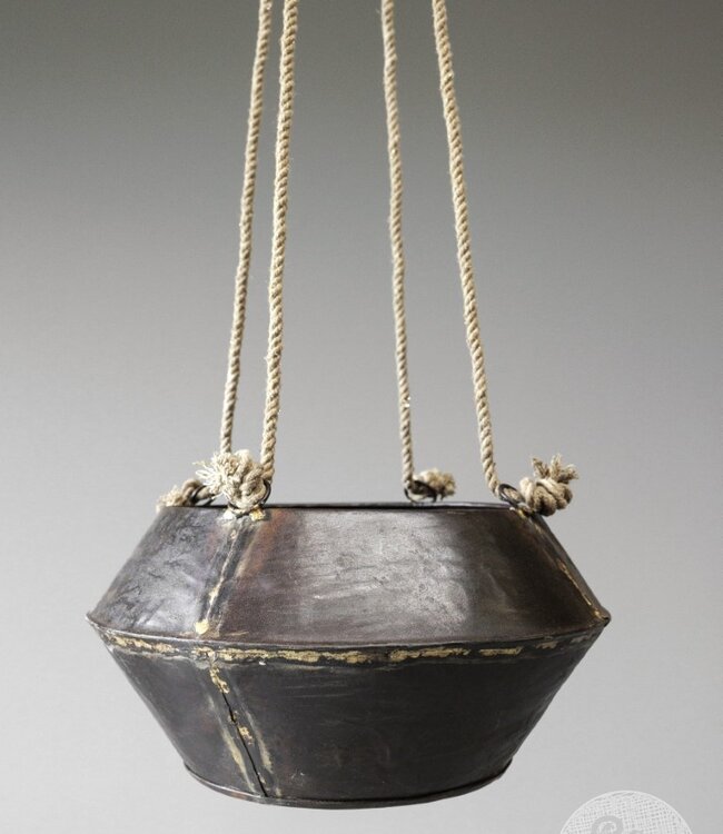 Be-Uniq Metalen Hangpot Aan Touw | H15 x B32 x D32 cm