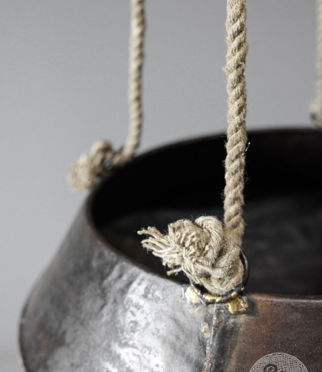 Be-Uniq Metalen Hangpot Aan Touw | H15 x B32 x D32 cm