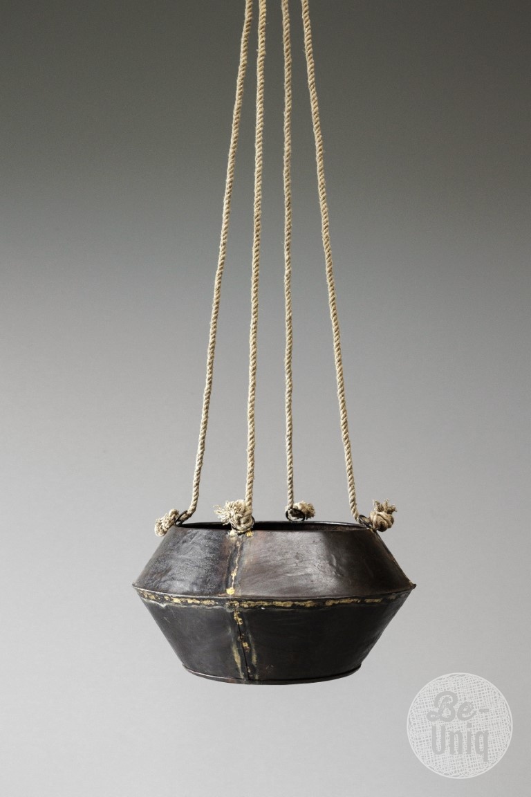 Be-Uniq Metalen Hangpot Aan Touw | H15 x B32 x D32 cm